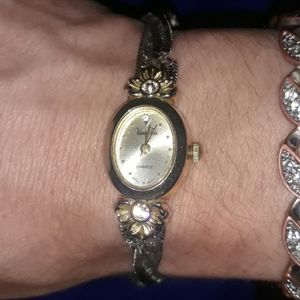 Vanity Fair Jewelry - VANITY FAIR GOLD & SILVER TONE RHINESTONE WATCH Vanity Fair Jewelry - VANITY FAIR GOLD & SILVER TONE RHINESTONE WATCH